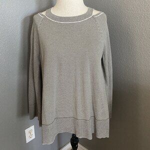 Loft Sweater Womens Size Medium Striped Long Sleeve Olive Green White Stretchy‎